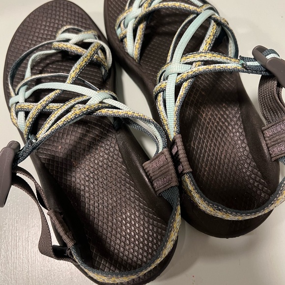 Chacos Women’s Triple Strap Shoes Size 8 - Picture 3 of 5